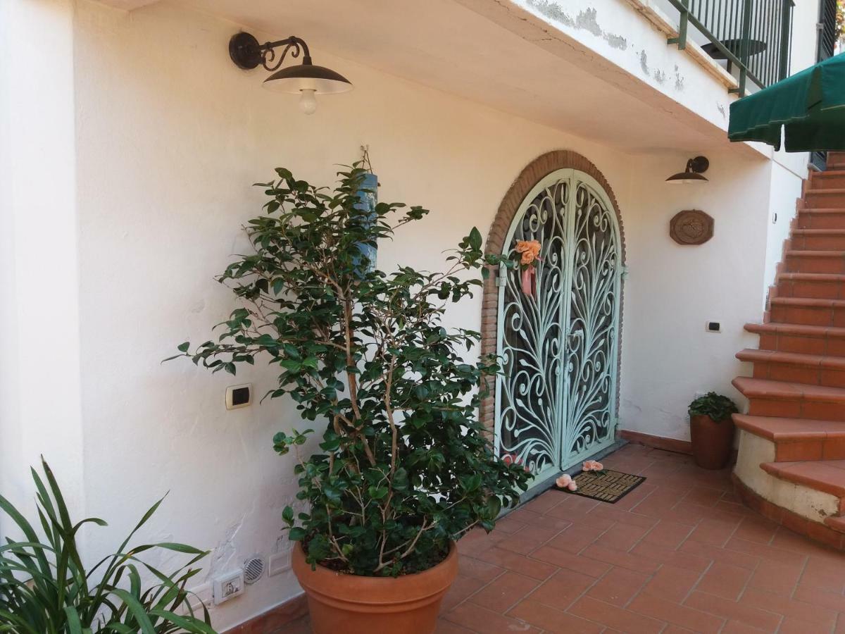 Raffinato Bilocale A Lido Di Camaiore Vicino Al Mare Exterior foto